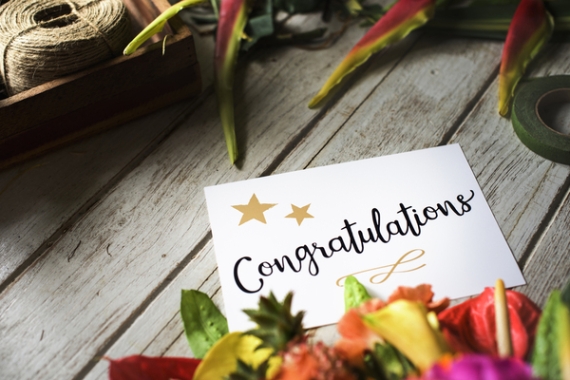 Read What to Write on a Retirement Plaque